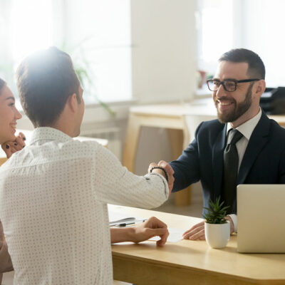 9 mistakes to avoid when choosing a financial advisor